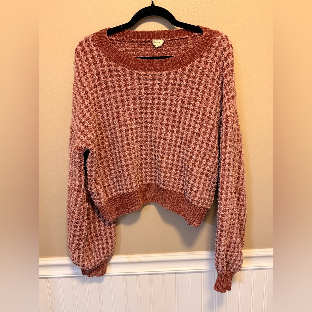 Hem & Thread Textured Knit Sweater‎ - Rose